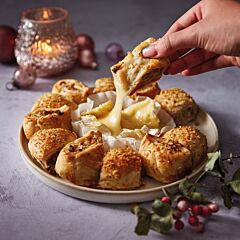 Booths Festive Sausage Roll Wreath with Camembert 425g